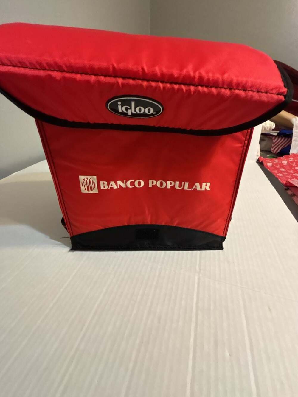 Igloo Banco Popular Promotional Soft Sided Insulated Cooler Bag